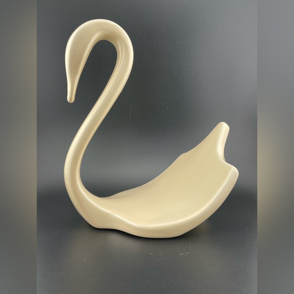 Vintage, Ceramic Swan Towel Holder by Nova Designs - Picture 2 of 6